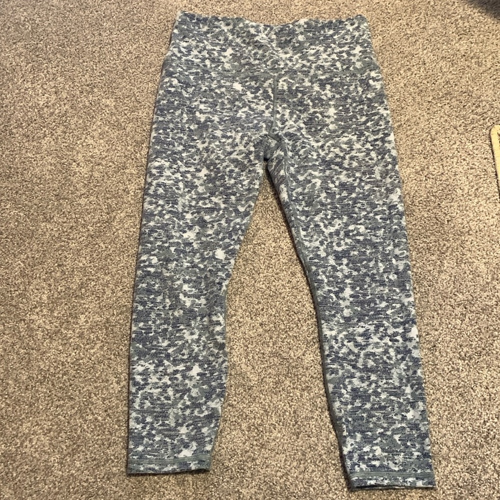Womens Athleta Capris size M